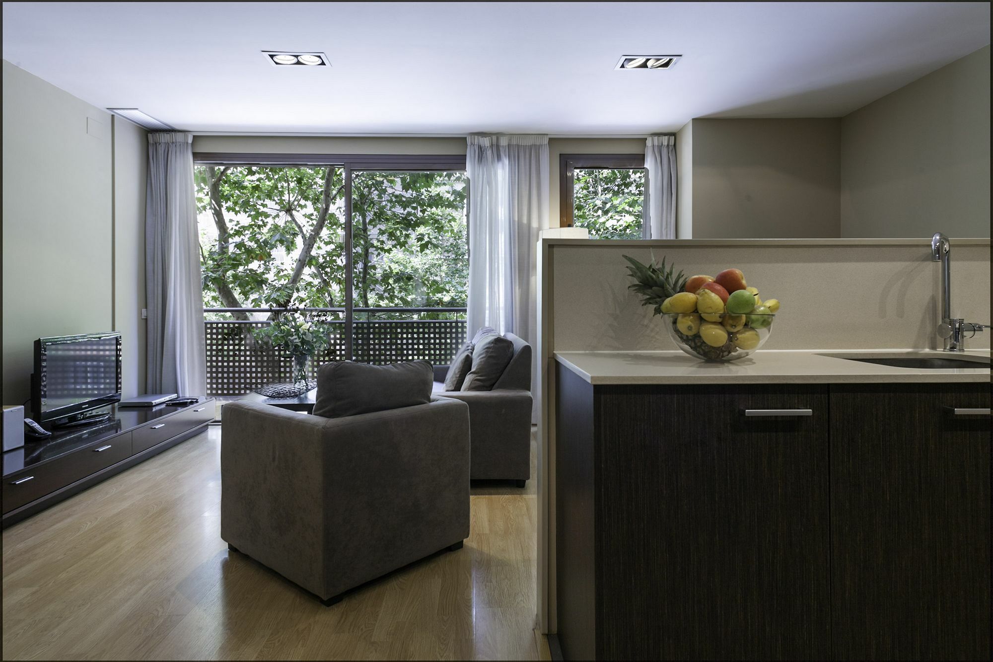 Short Stay Group Camp Nou Serviced Apartments Barcelona Eksteriør bilde