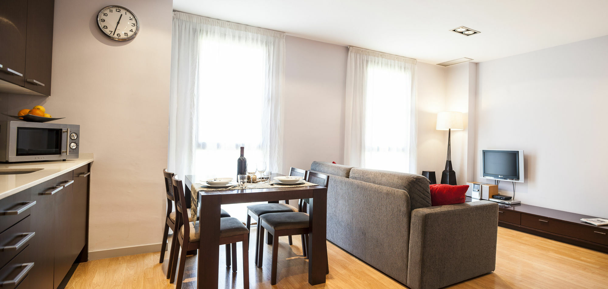 Short Stay Group Camp Nou Serviced Apartments Barcelona Eksteriør bilde